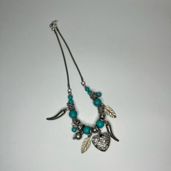 8” Boho silver toned necklace - Picture 2 of 9